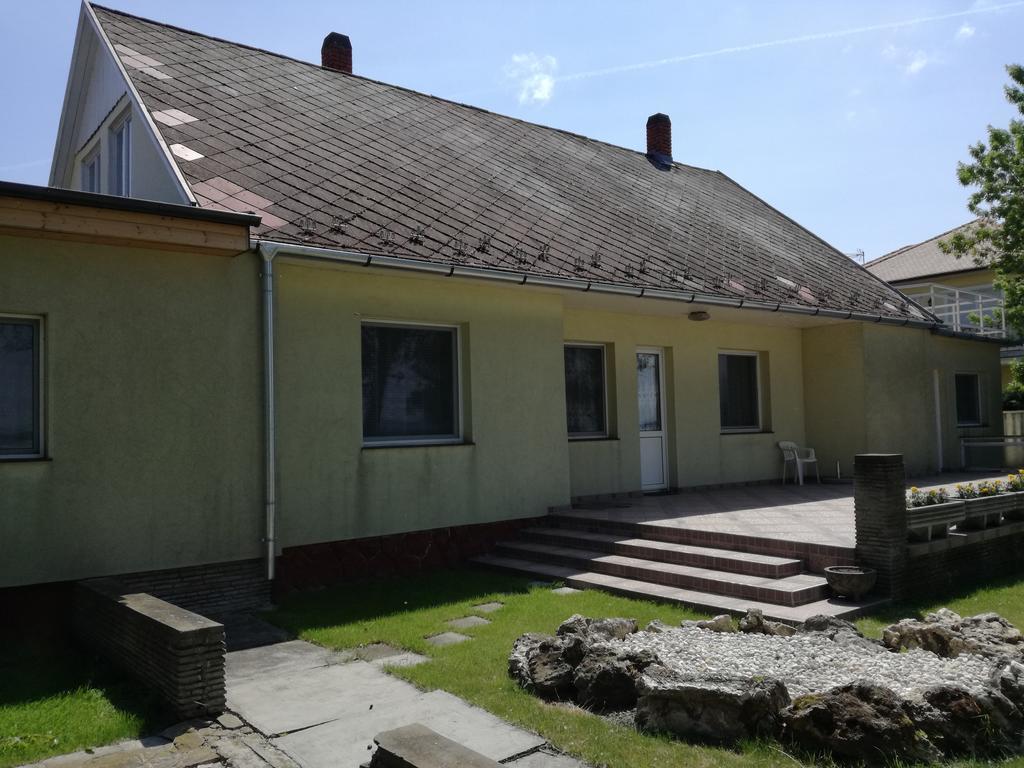 Margareta Apartmanhaz Apartment Balatonboglár Exterior photo