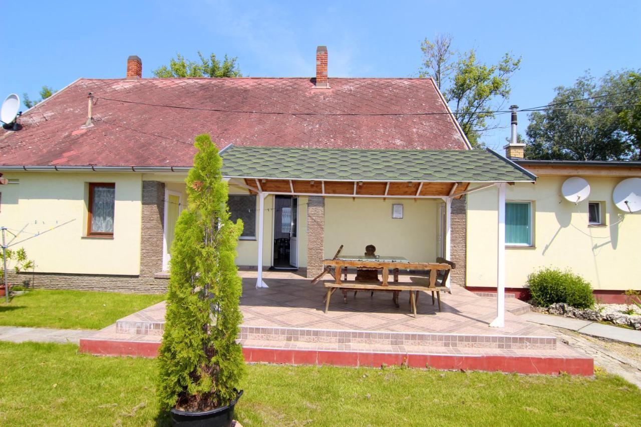 Margareta Apartmanhaz Apartment Balatonboglár Exterior photo