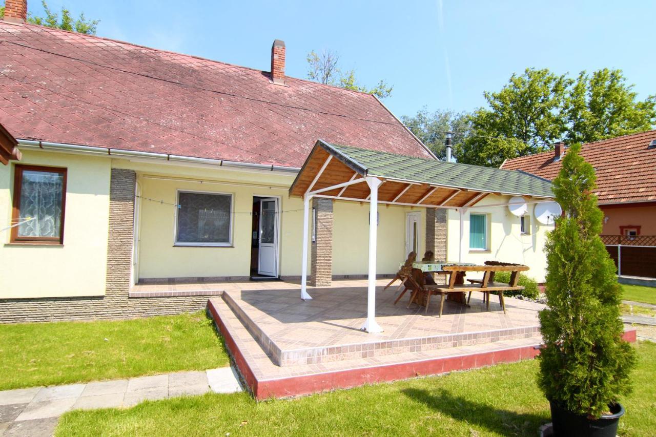 Margareta Apartmanhaz Apartment Balatonboglár Exterior photo