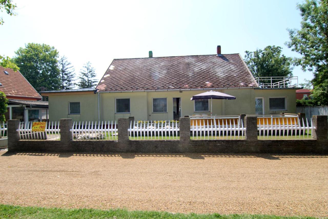 Margareta Apartmanhaz Apartment Balatonboglár Exterior photo